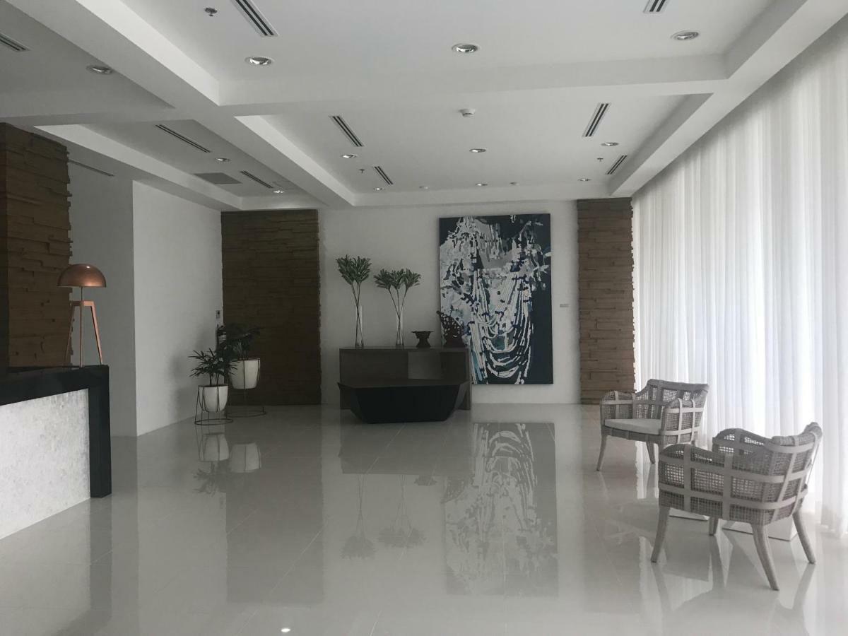 Lustra Studio Davao Экстерьер фото
